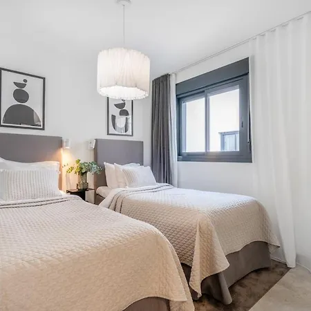 Inf2.6f - Modern And Bright * Estepona